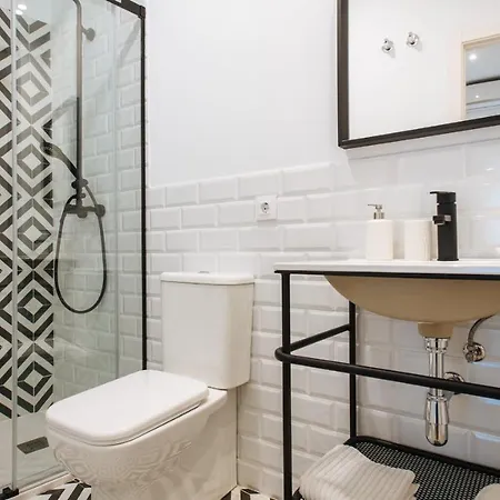 Alameda 1851 - Shared Jacuzzi *