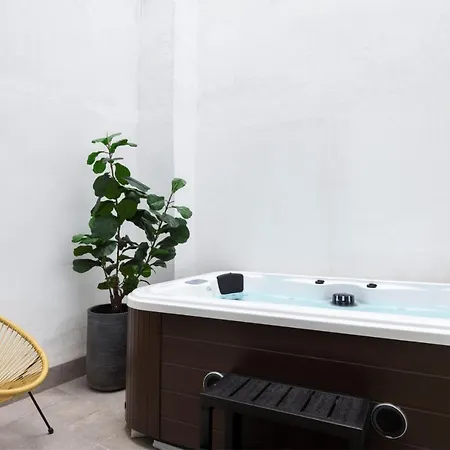 Alameda 1851 - Shared Jacuzzi Lejlighed Sevilla